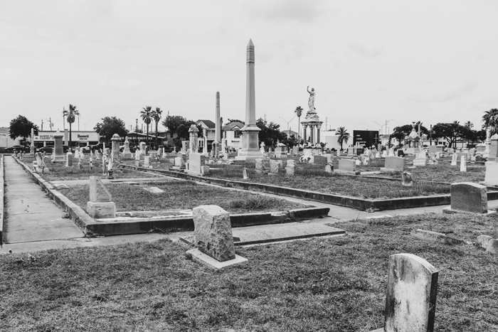 galveston haunted broadway cemetery