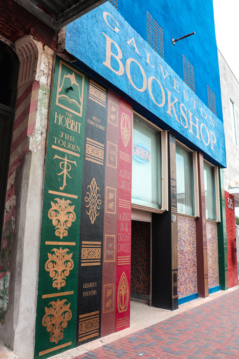 fun things to do in galveston: galveston bookshop